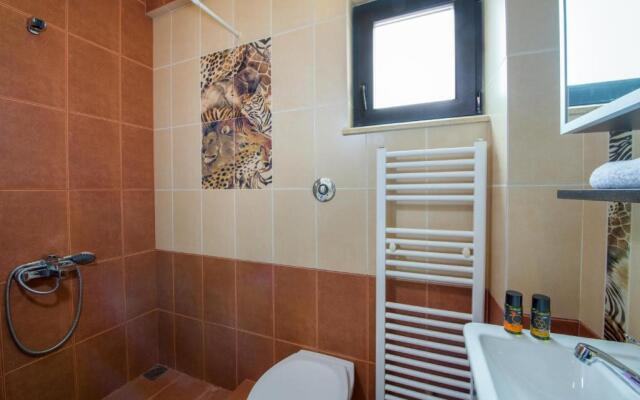 Manolia Dream Apartment 3-bedrooms 30m to the beach