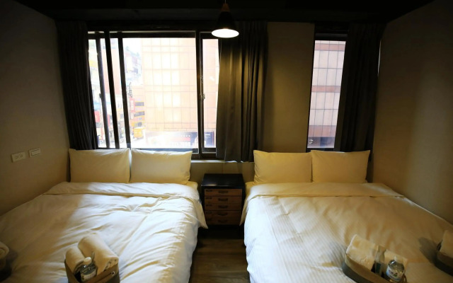 Nys Loft Hotel - Hostel