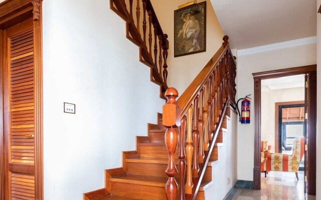 Penthouse Reducto Beach