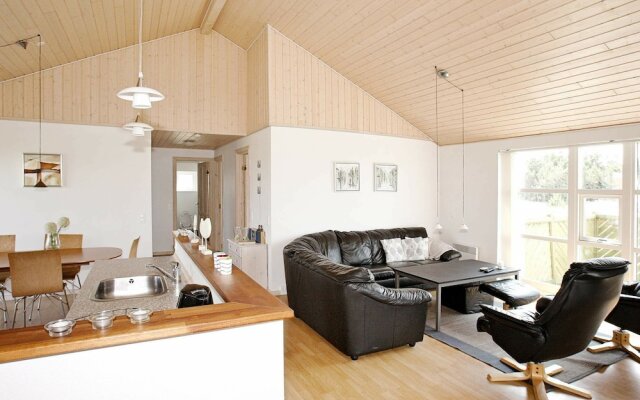 Serene Holiday Home in Thisted With Sauna