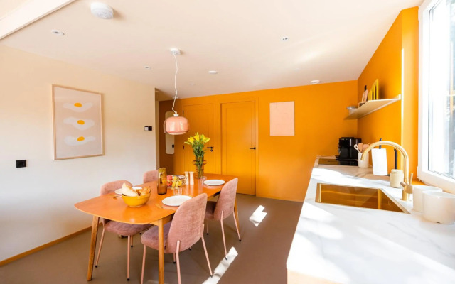 Bungalow met jacuzzi en grote tuin