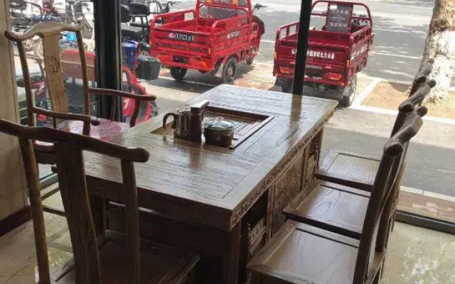 Xuequan Express Hotel