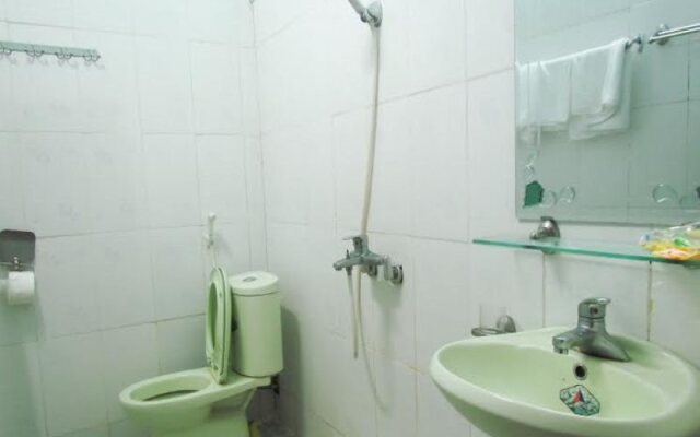 Hương Trà Hotel