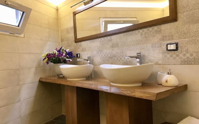 Taormina Isola Bella Apartment - Taormina Holidays