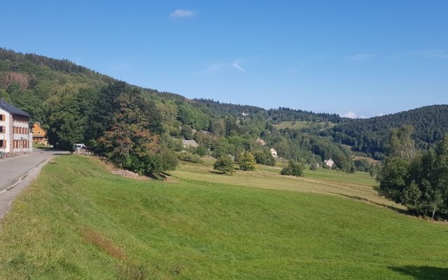 Domaine des Brimbelles Hostel