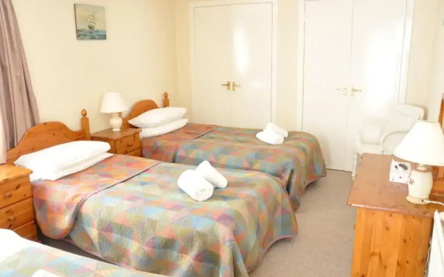 Buttonboss Lodge