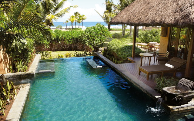 Shanti Maurice Resort & Spa