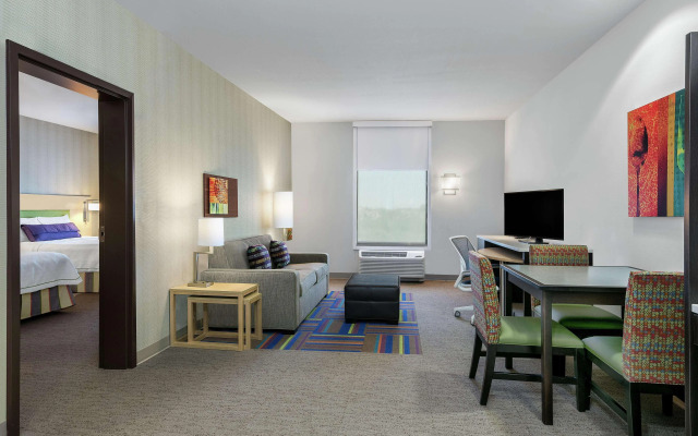 Home2 Suites by Hilton Austin Airport