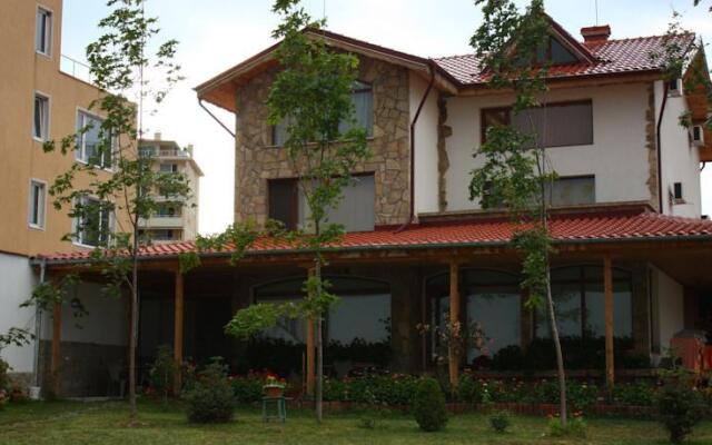 Hotel House Todorovi