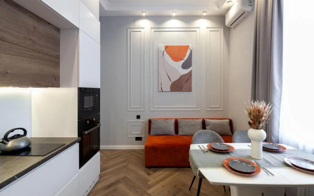 Кості Левицького 11