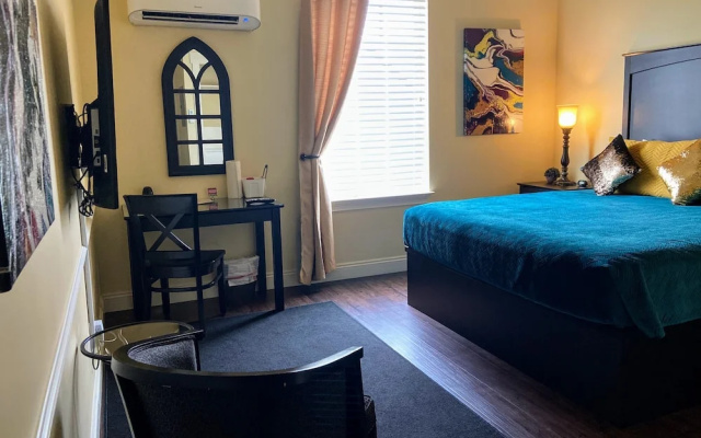 30 A Suites