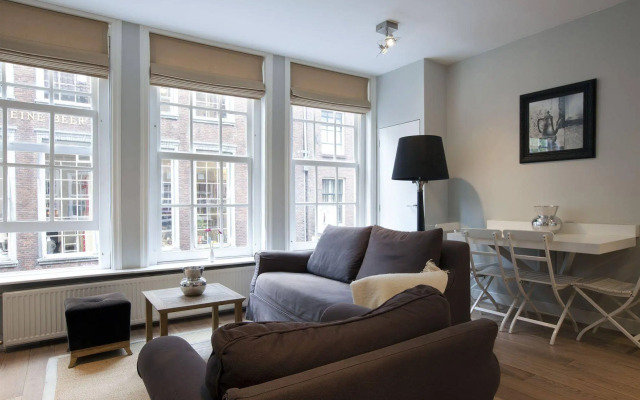 Nine Streets Apartments