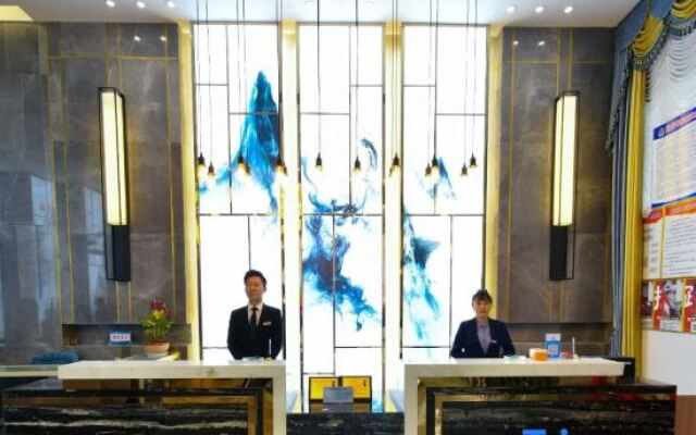 Yijia Grand Hotel