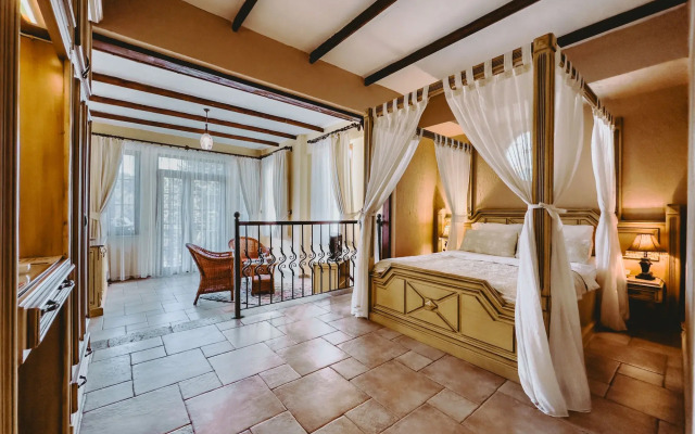 The Olive Tree Studios - Adults Only