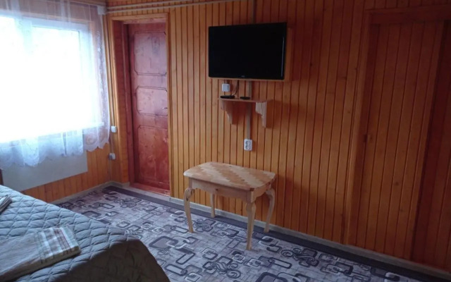 Romashka Guest House