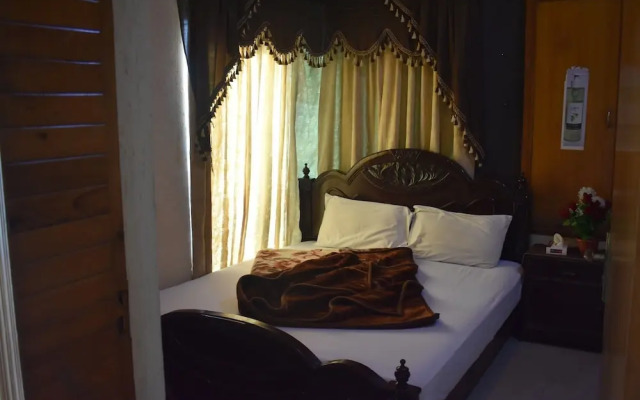 Hotel Kashmir International