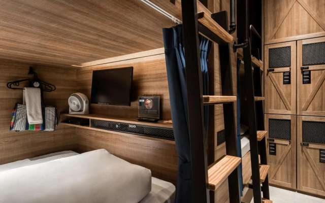 Oinn Hotel & Hostel Tainan
