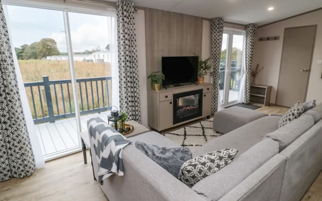 Plot 18 Meadow View