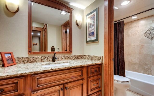 Park Place Condos by CRMR