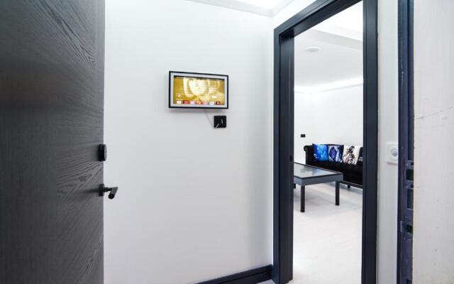 Tiny Smart Apartments