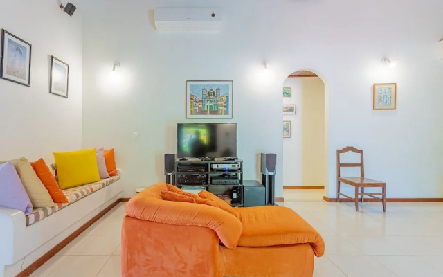 GB44 Casa 4 Quartos a 200m da Praia