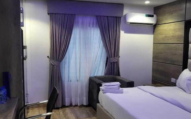 Swiss Executive Luxury Hotel