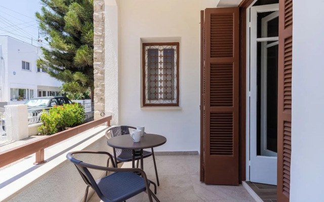 Aura 2-Bedroom Apartment in Larnaca