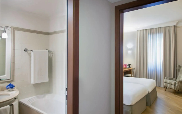 Renaissance Naples Hotel Mediterraneo