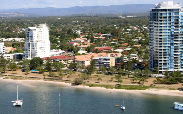 Blue Waters Apartments