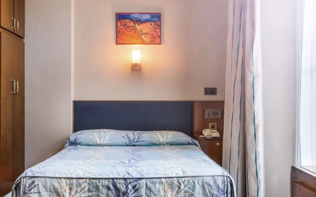 Mitre House Hotel