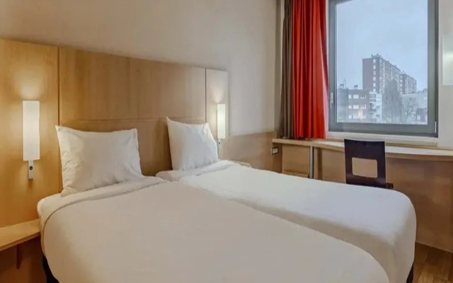 B&B HOTEL Maubeuge Gare