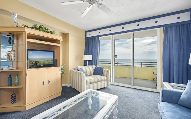 Ocean Walk 609