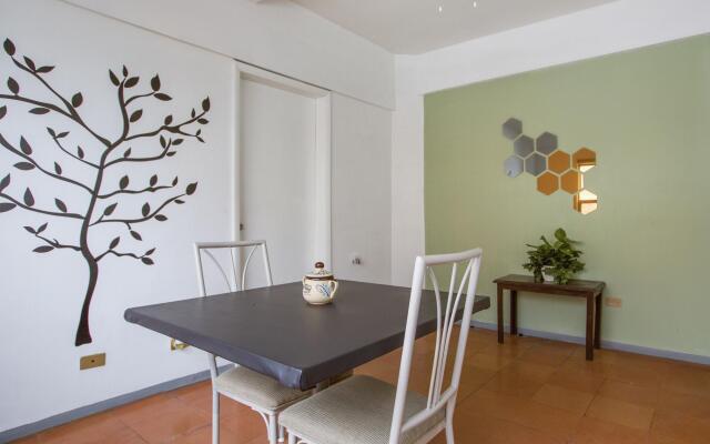 Hotel Allende 104