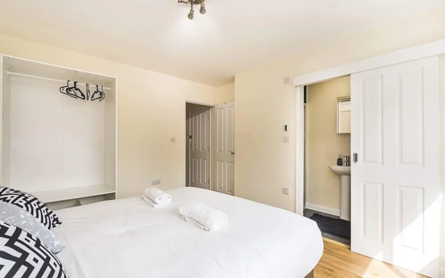 Orchid House Serviced Apartment