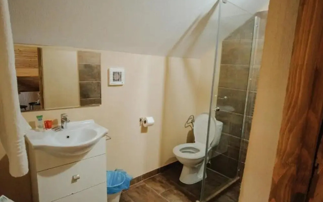 Cabana Laptici