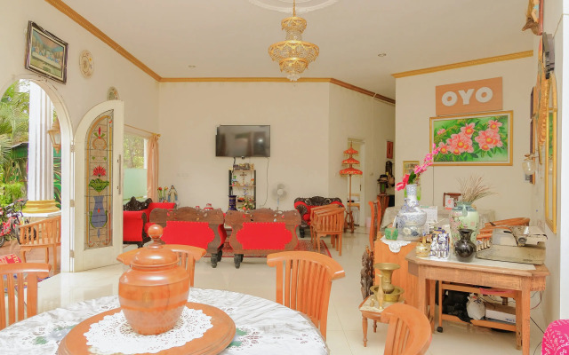 OYO Life 414 Loji Rejo Guest House