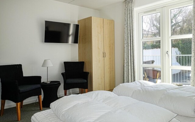 Nice Apartment in Allinge With 1 Bedrooms and Wifi