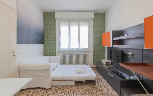 Bordighera studio - vicino IULM / NABA - WiFi A.C.