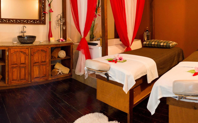 Bay Gardens Beach Resort and Spa