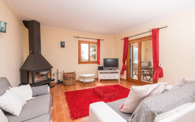 Can Canals in Art With 5 Bedrooms and 4 Bathrooms