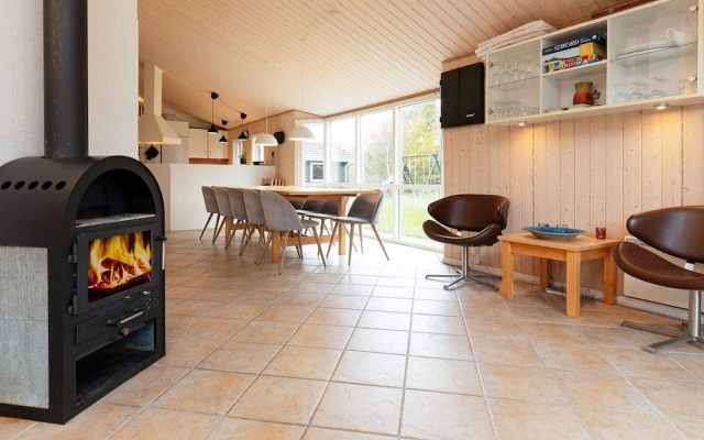 10 Person Holiday Home in Fjerritslev