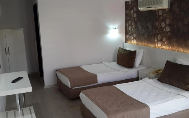 Myra Hotel