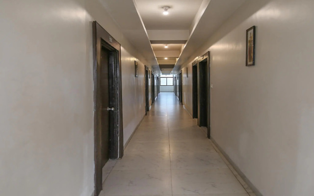 Oyo 3603 White Pearl Hotel