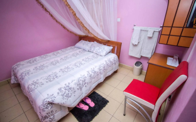 Winstonia Hotel
