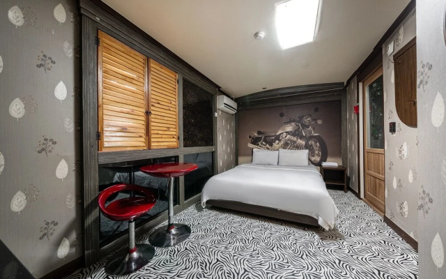 Incheon Hotel W
