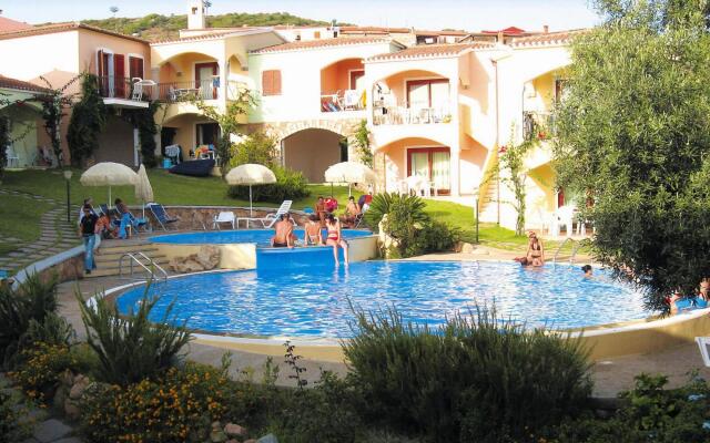 Residence Badus apartment with sea view
