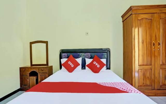OYO 92387 Ratu Homestay Syariah