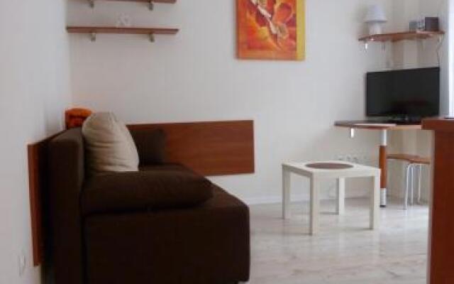 Apartament 210