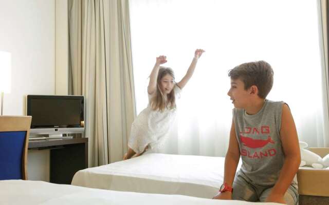 The Sydney Hotel