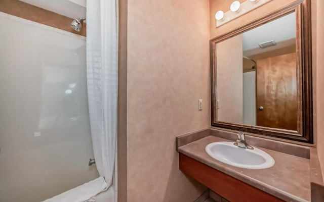 Stony Plain Inn and Suites